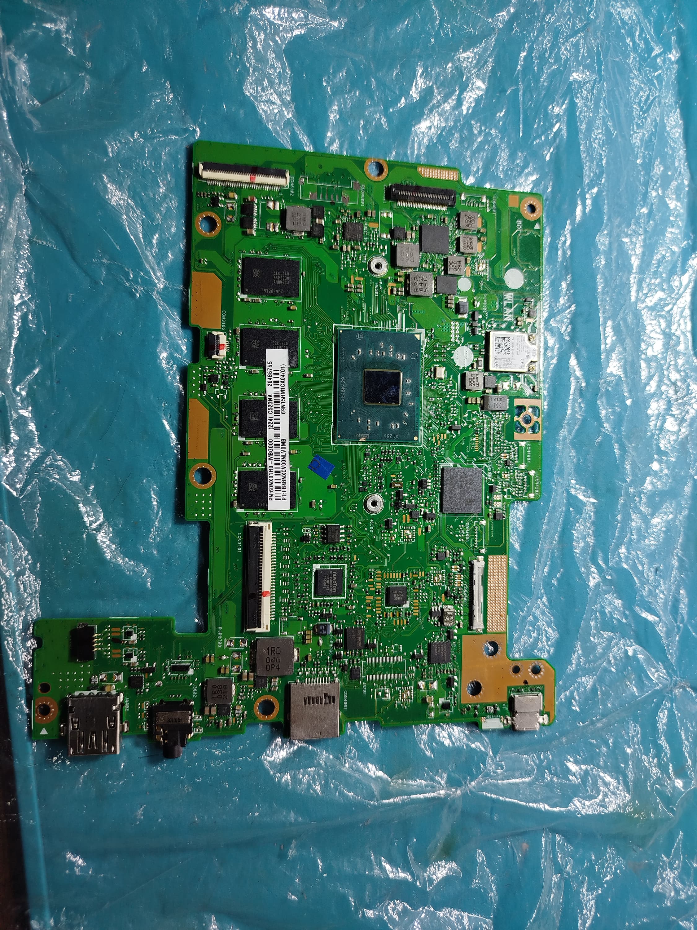 Tarjeta madre Asus Cromebook C223NA (Donante)