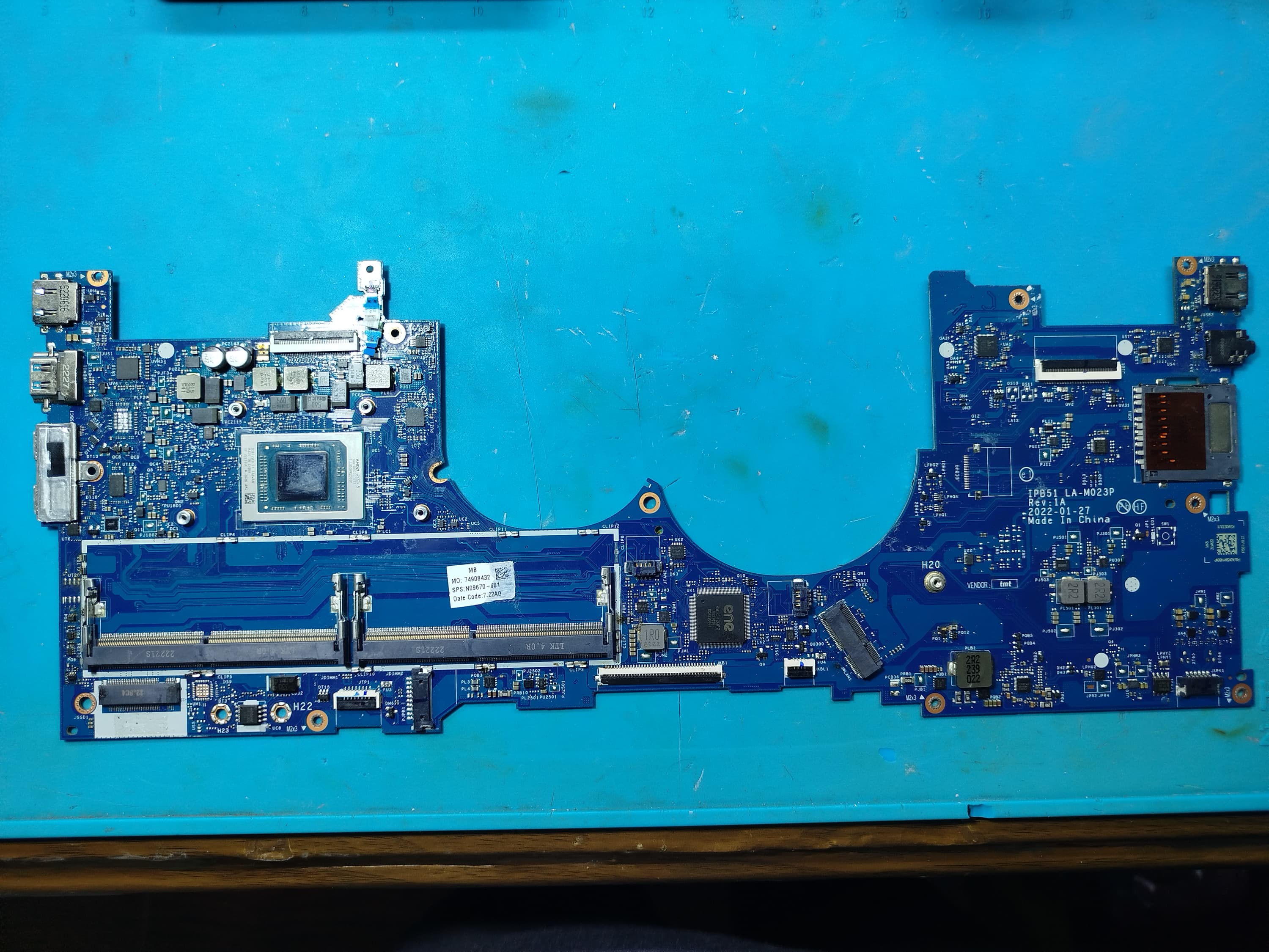 Tarjeta madre HP Envy X360 LA-M023 (Donante)